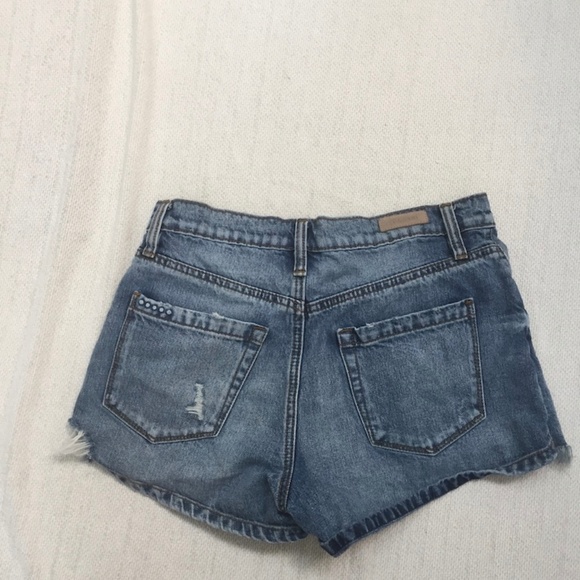 BLANK NYC The Barrow high rise cut off shorts - Picture 3 of 5